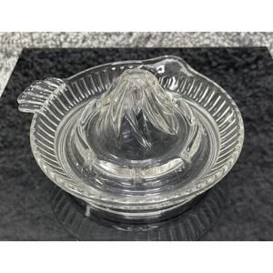 Vintage Clear Glass Ribbed Juicer Reamer Pour Spout Tab Handle Kitchen Tool
